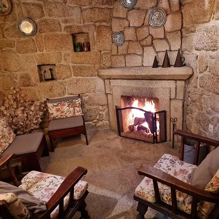 Casa Grande - Na Serra Da Estrela * Paços da Serra